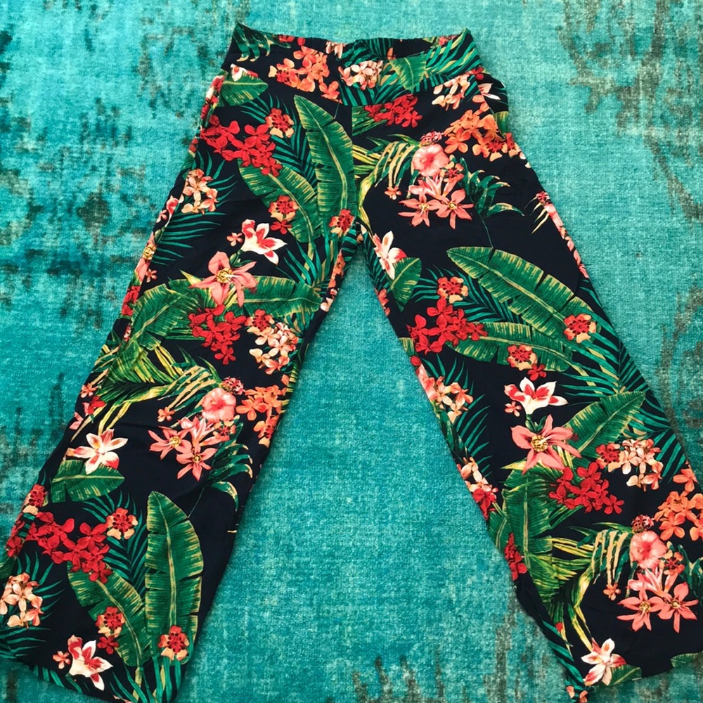St. Tropez tropical print pant